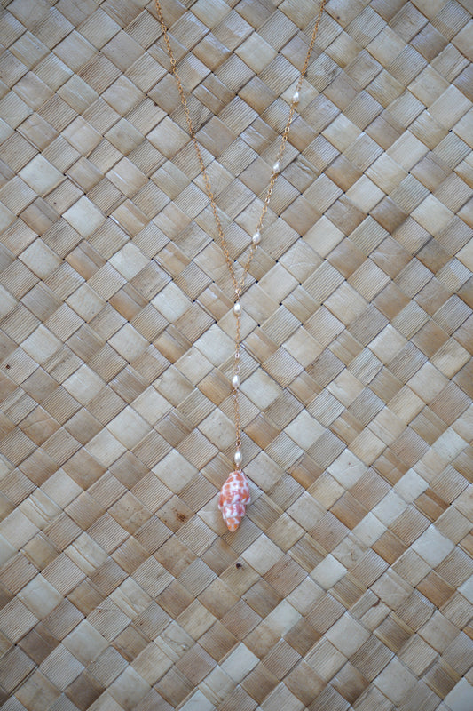 Asymmetrical Lariat Shell Necklace