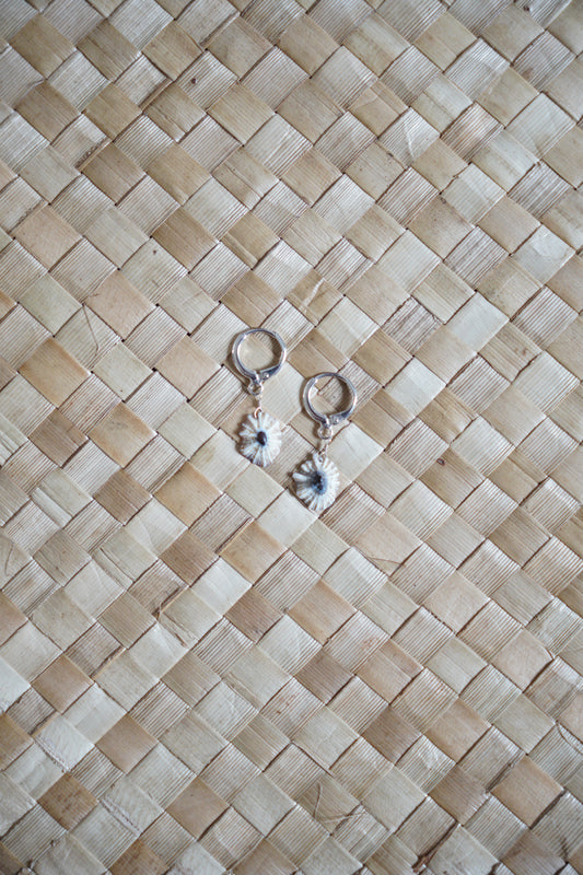`Opihi `awa Huggie Hoop Earrings (Silver)